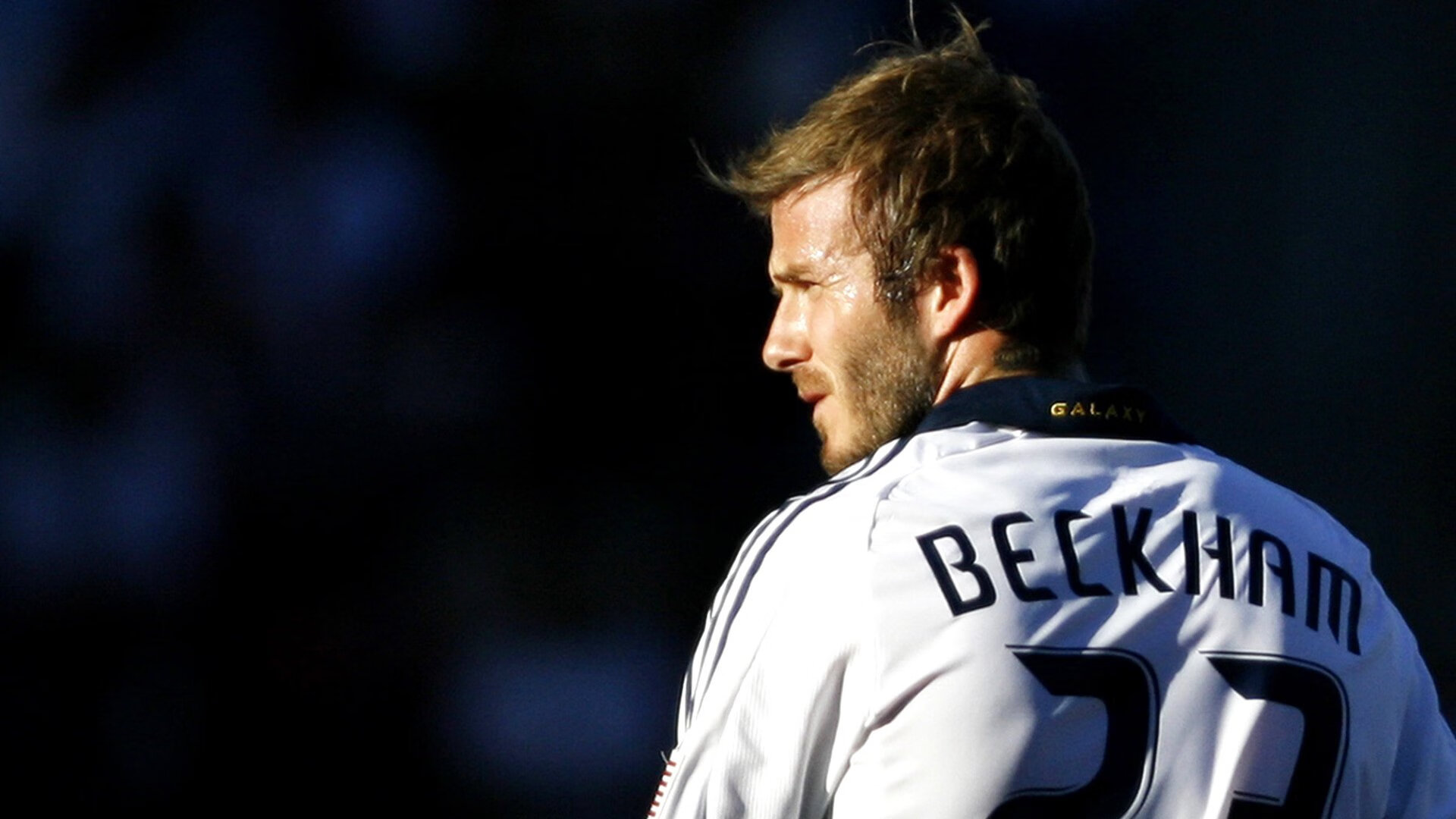 AC MILANSPORTS-欧洲足球冠军联赛八强全部揭晓，悬念持续，欧洲足球顶级联赛排名